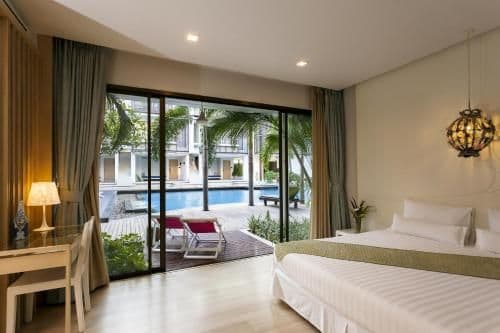 Double Room with Pool Access