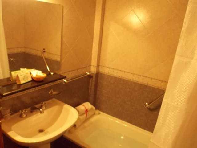 Family Quadruple Room (4 Adults + 1 Child up to 4 years)