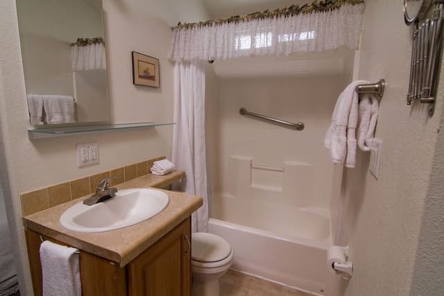 One Bedroom Cottage