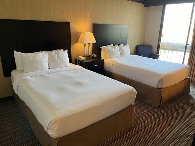 Room, 2 Double Beds (Spacious)