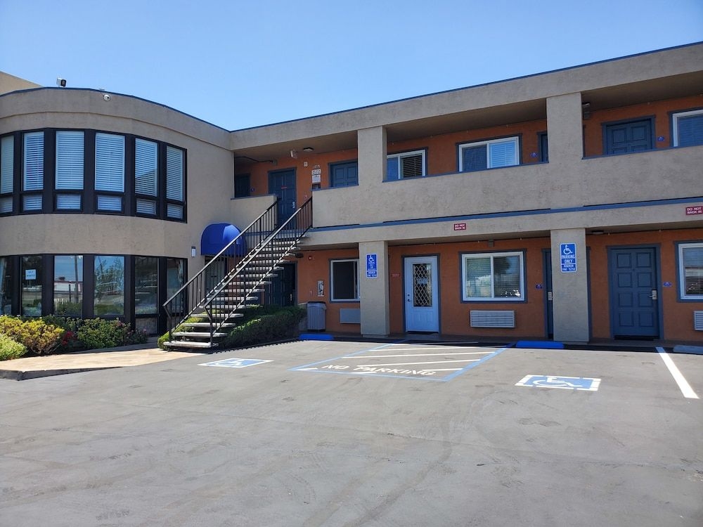 Americas Best Value Inn - San Carlos0