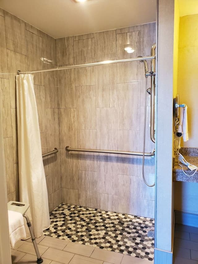 Room, 1 Queen Bed, Accessible, Non Smoking