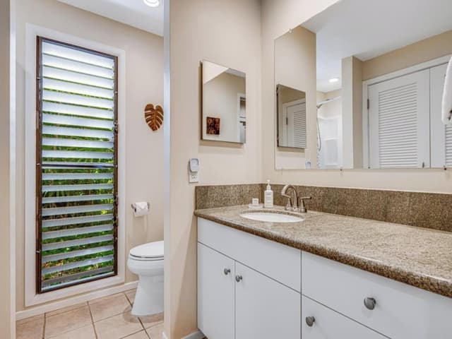 Condo, 2 Bedrooms, Ocean View (1007)