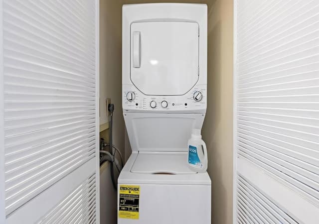 Condo, 2 Bedrooms, Ocean View (1205)