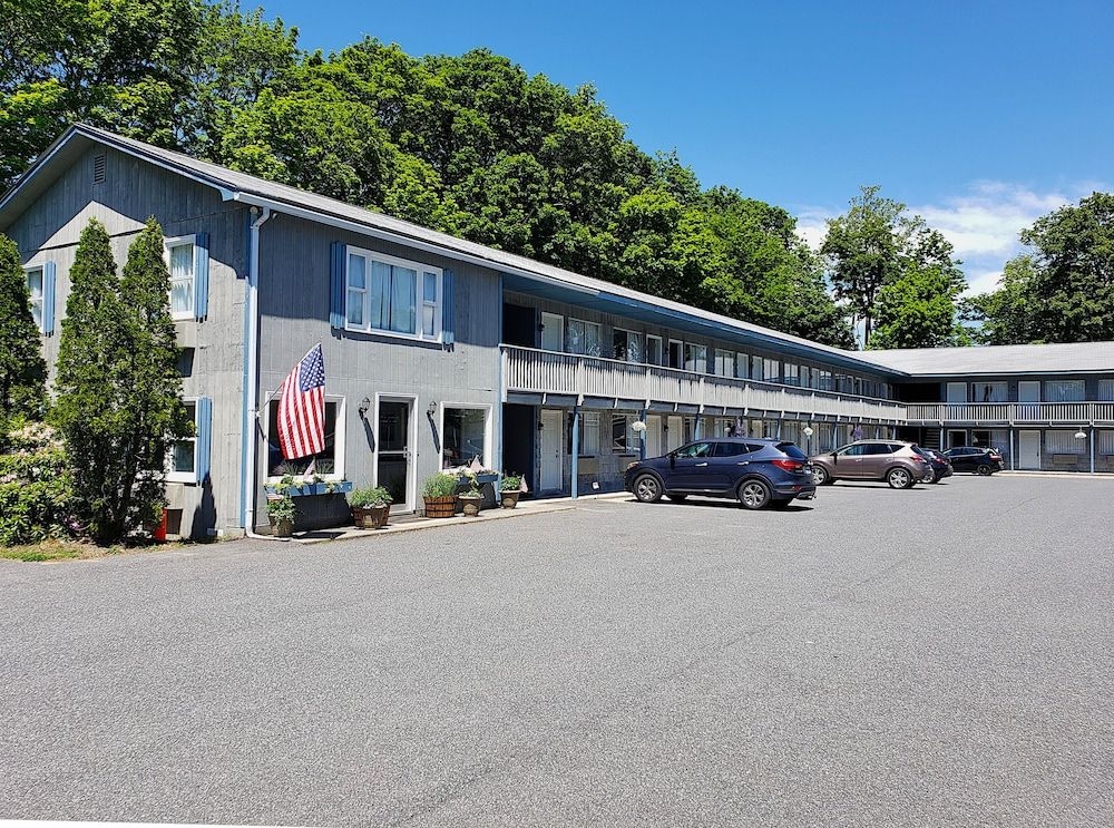 Anchorage Motel0