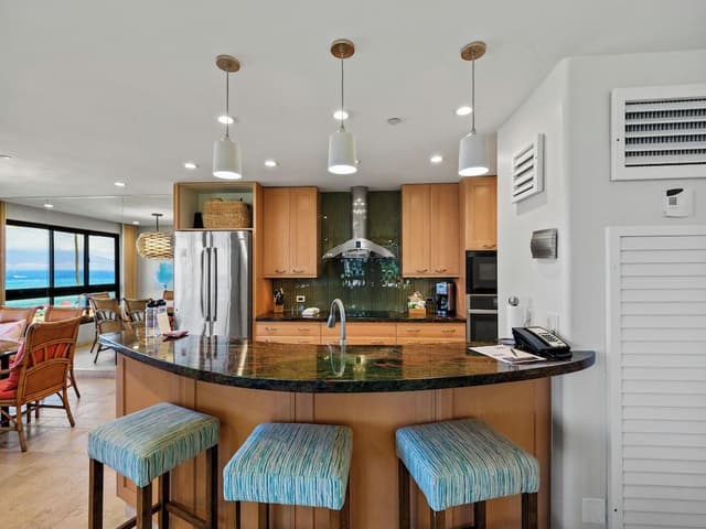 Condo (2 Bedrooms)