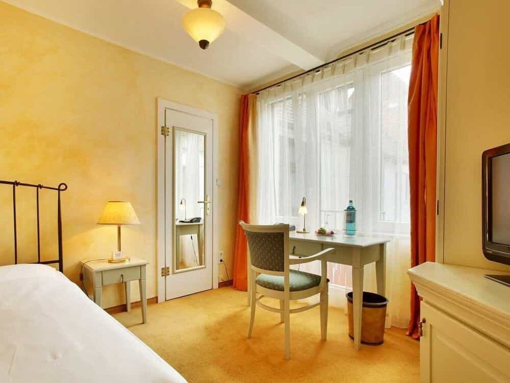 Hotel Bellmoor im Dammtorpalais Hotel Bellmoor im Dammtorpalais