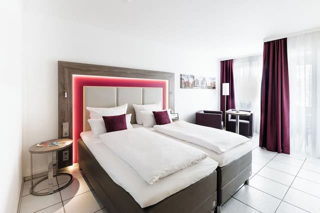 Standard Apartment, 1 Double Bed, Balcony, Annex Building