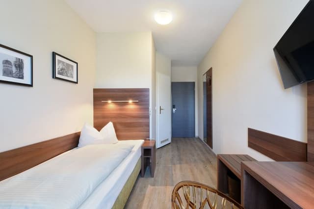 Comfort Single Room
