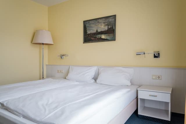 Basic Double Room