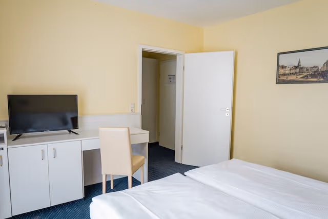Basic Double Room