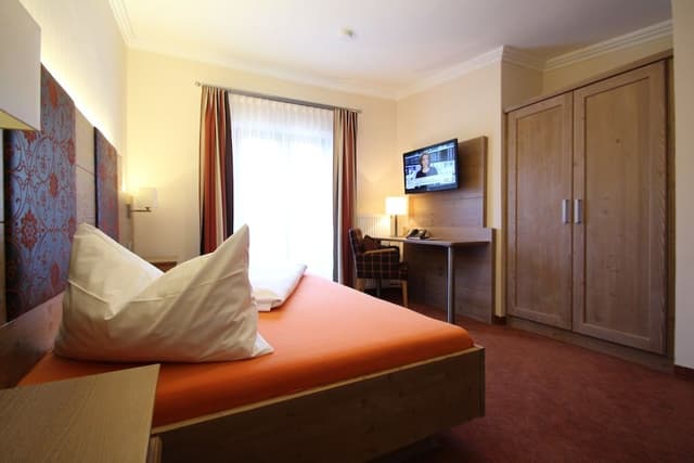 Comfort Single Room, Garden View