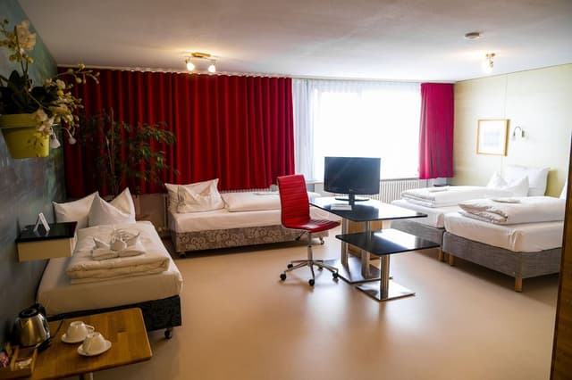 Deluxe Quadruple Room