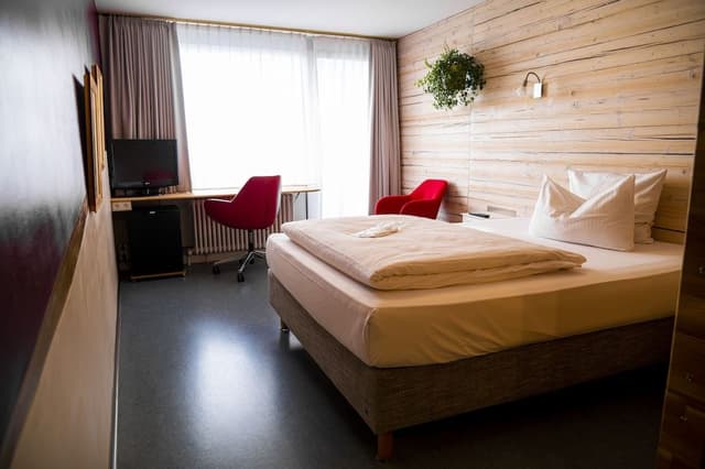 Deluxe Single Room