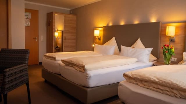 Comfort Triple Room