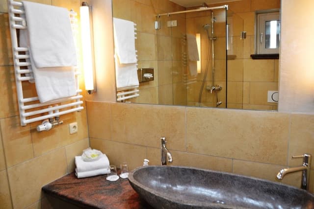 Traditional Double Room, 1 King Bed, Non Smoking