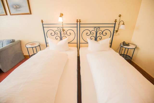 Traditional Double Room, 1 King Bed, Non Smoking