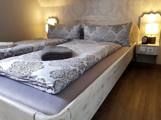 Room (small double room)
