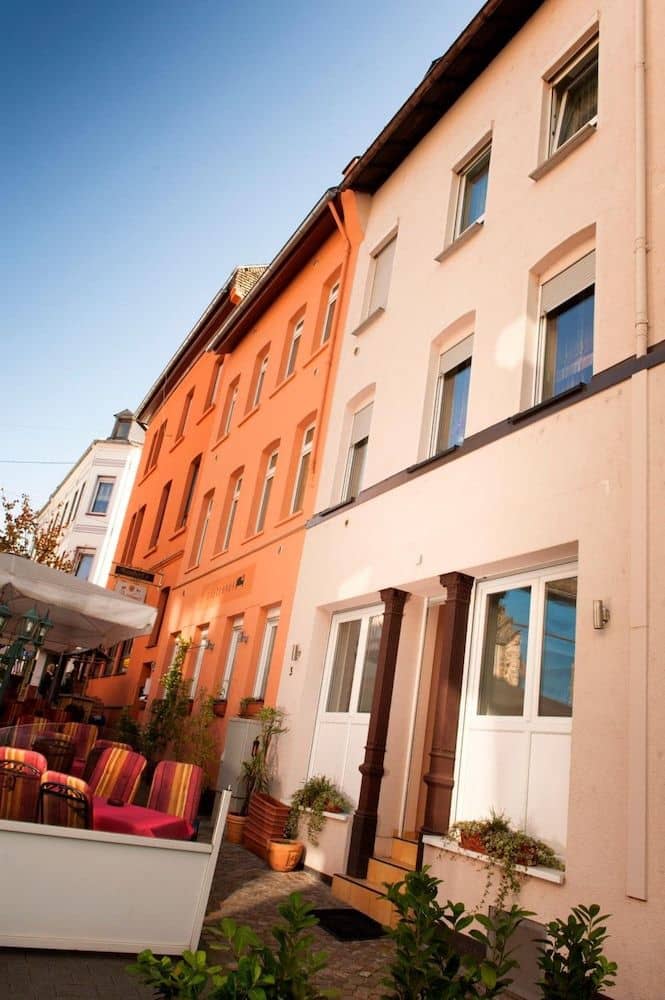 Neubert`s Gasthaus am Rhein Neubert`s Gasthaus am Rhein