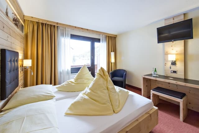 Standard Double Room, Mountain View