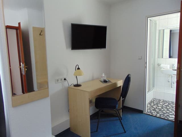 Economy Single Room