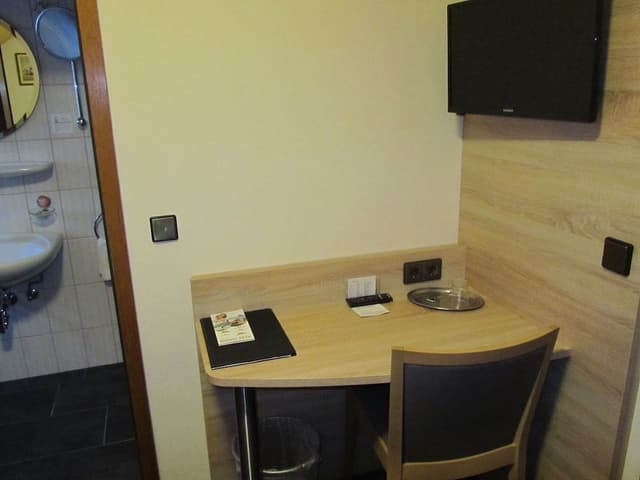 Basic Single Room
