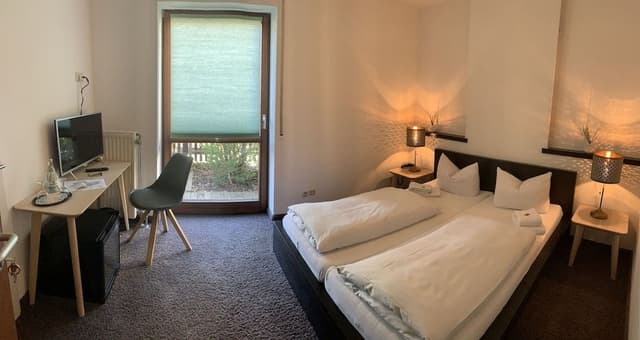 Single Room (Free Sky TV)