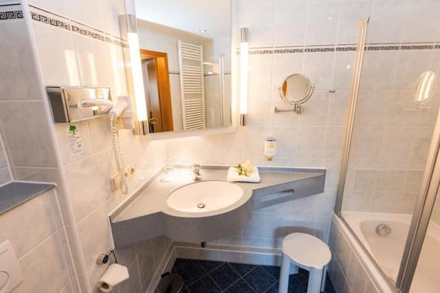 Standard Suite