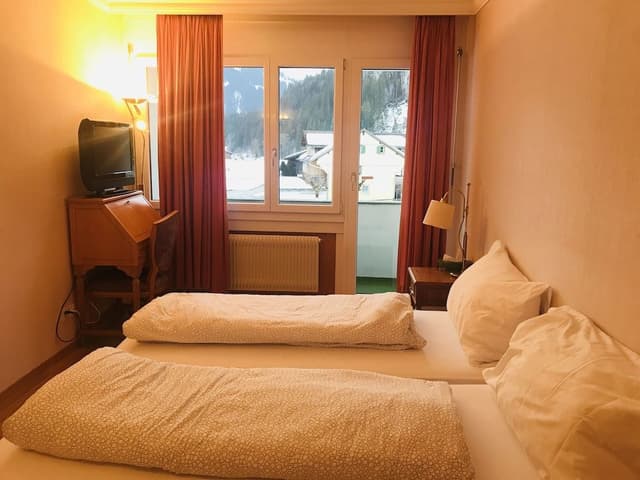 Economy Twin Room