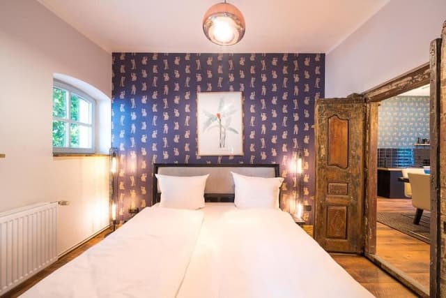 Apartment, 2 Bedrooms, Courtyard View