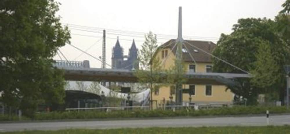City Hotel Magdeburg3