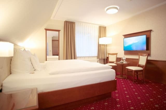 Classic Double or Twin Room, Non Smoking, Private Bathroom