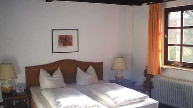 Double Room (Main Building)