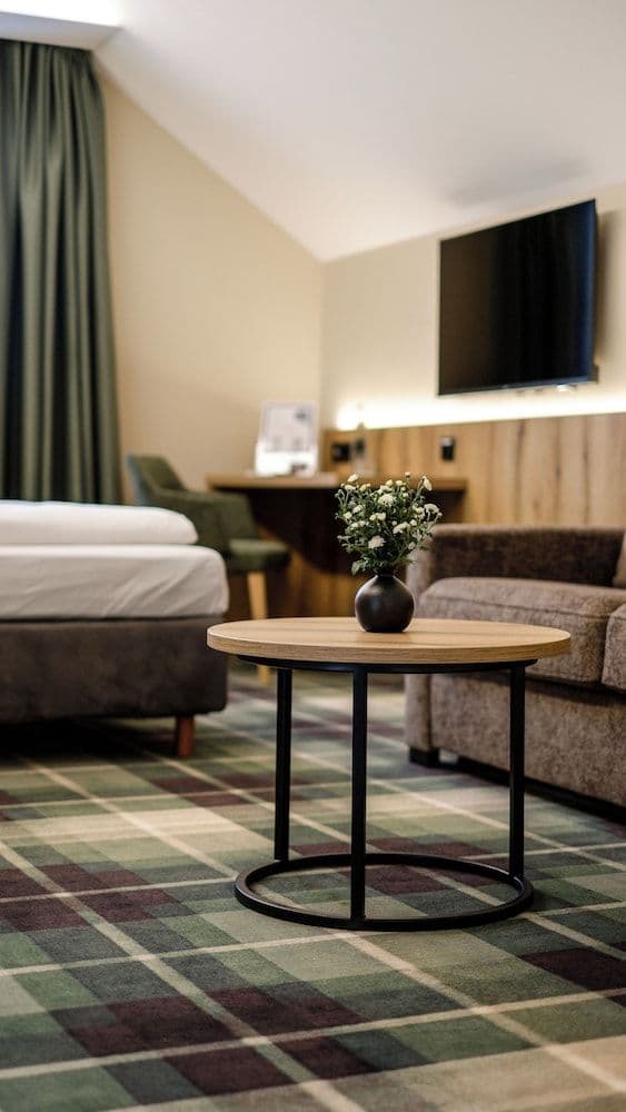 Deluxe Room, 1 Queen Bed with Sofa bed, Non Smoking, Air conditioning