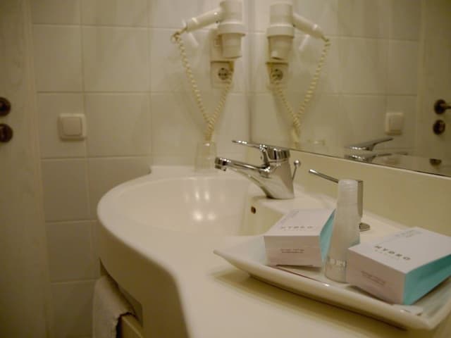 Comfort Single Room