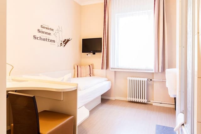 Comfort Single Room