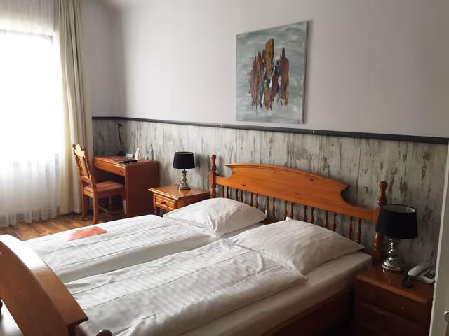 Classic Single Room