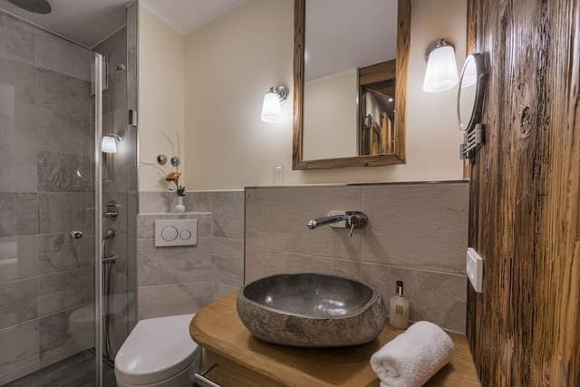 Premium Single Room