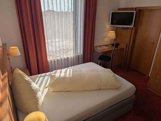 Comfort Single Room