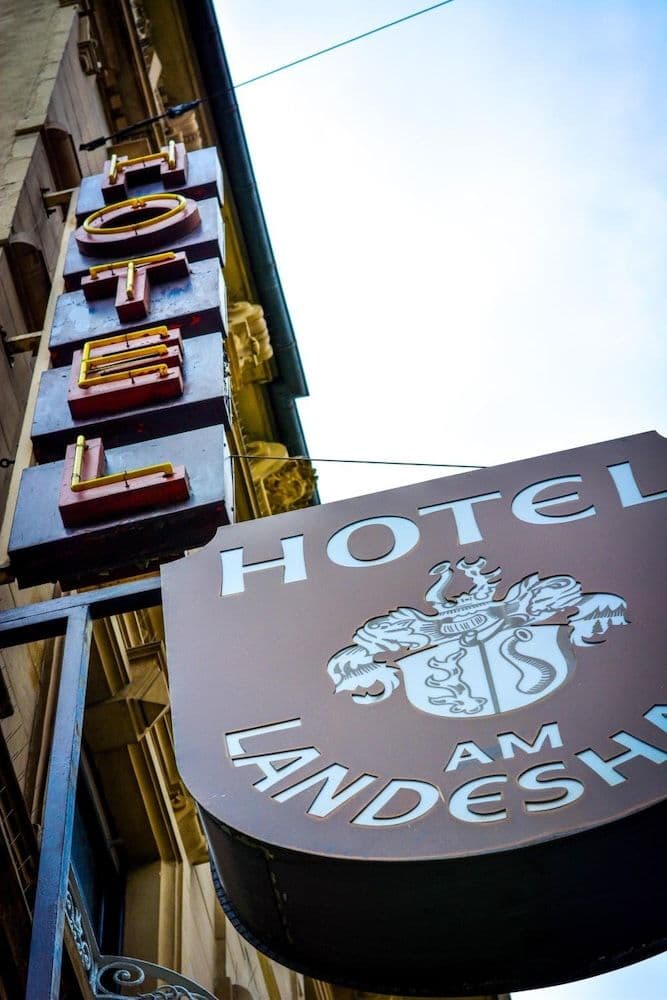 Hotel am Landeshaus Hotel am Landeshaus