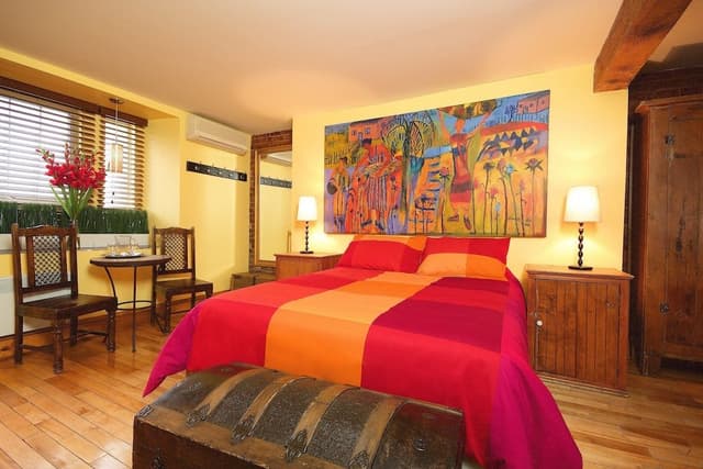 Family Suite, Multiple Beds, Jetted Tub and Fireplace