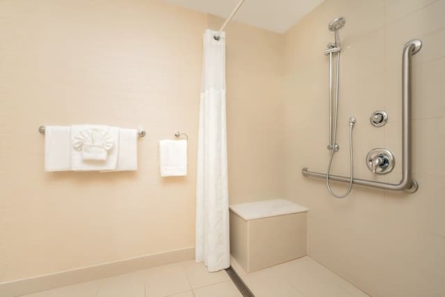Basic Room, 2 Queen Beds, Accessible, Non Smoking