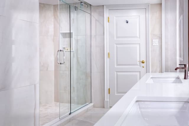 Classic Suite, 1 Bedroom (Lakeside)