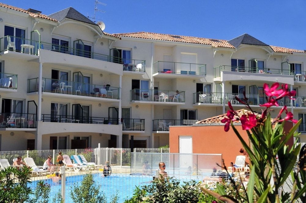Residence MMV Les Jardins de l'Amiraute2