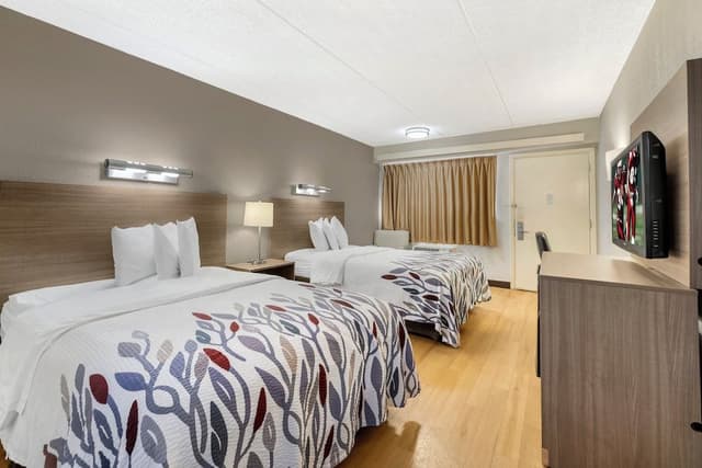 Deluxe Room, 2 Double Beds (Smoke Free)