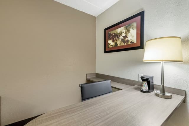 Superior Room, 1 King Bed (Smoke Free)