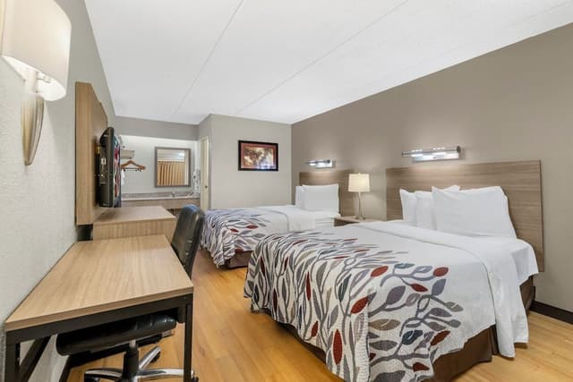 Deluxe Room, 2 Double Beds (Smoke Free)