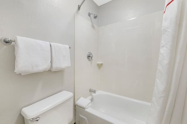 Superior Room, 1 King Bed (Smoke Free)
