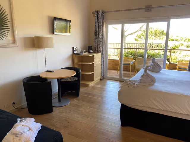 Room, Terrace, Sea View