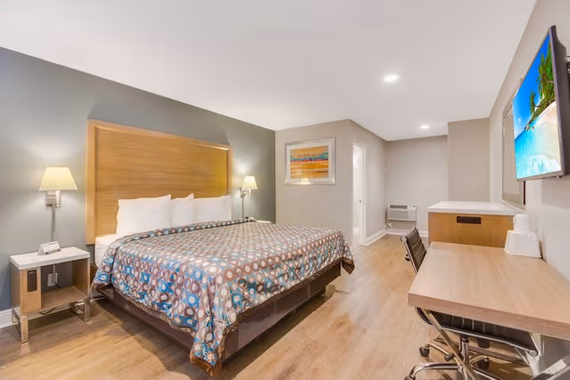 Room, 1 Queen Bed, Non Smoking